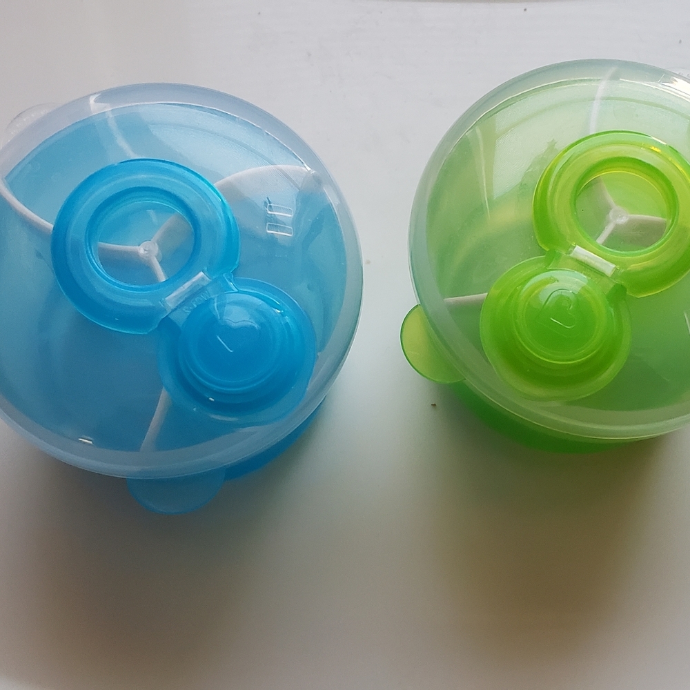 Munchkin Brand Formula Dispenser